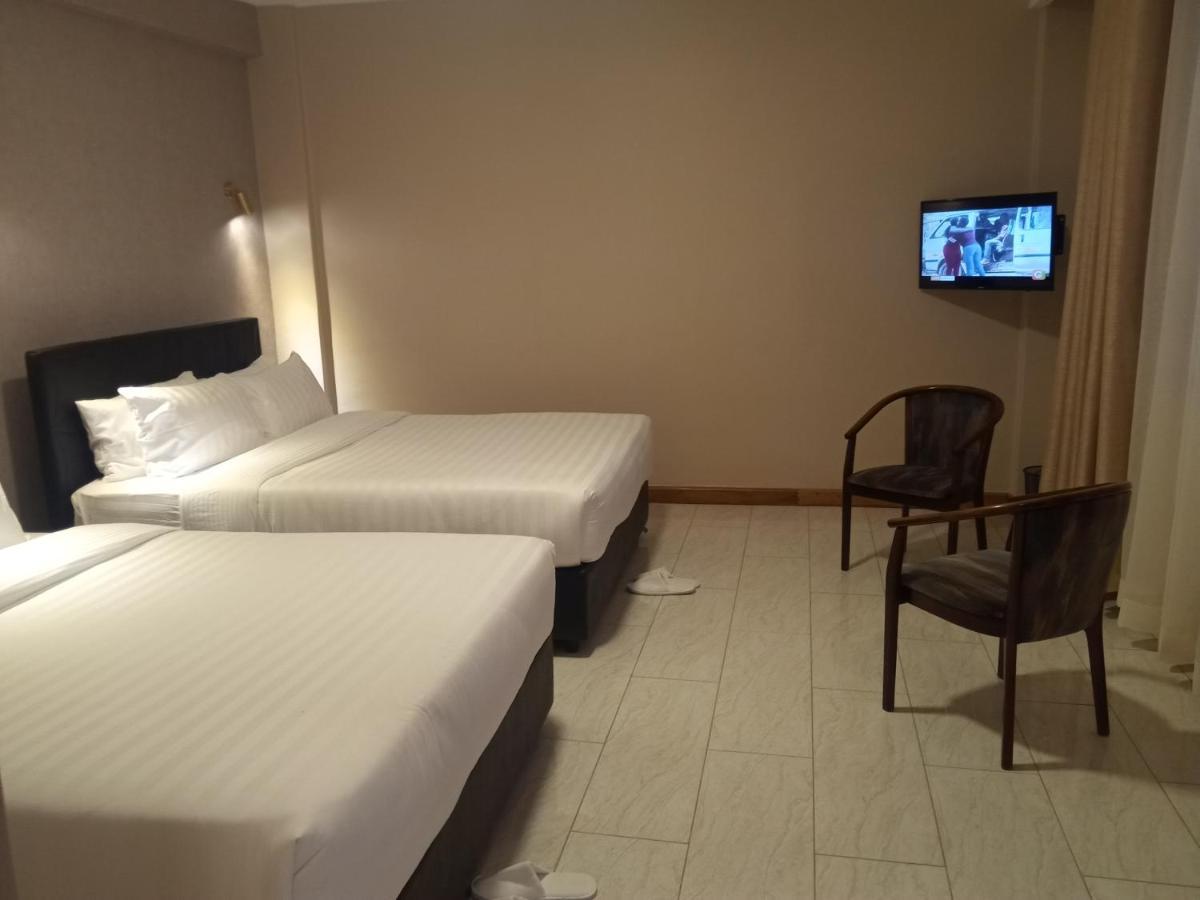 Villa Grazia Luxury Hotel ไนวาชา ภายนอก รูปภาพ