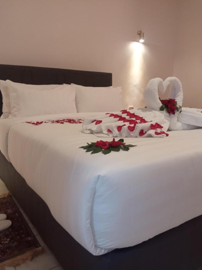 Villa Grazia Luxury Hotel ไนวาชา ภายนอก รูปภาพ