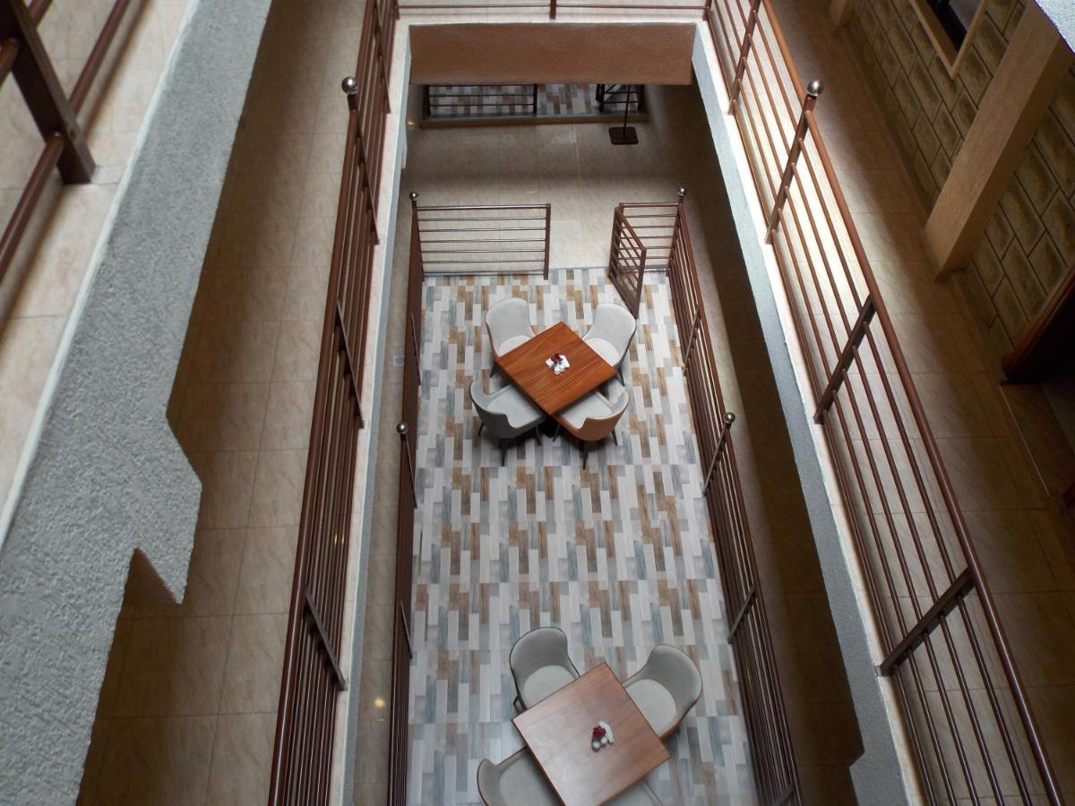 Villa Grazia Luxury Hotel ไนวาชา ภายนอก รูปภาพ